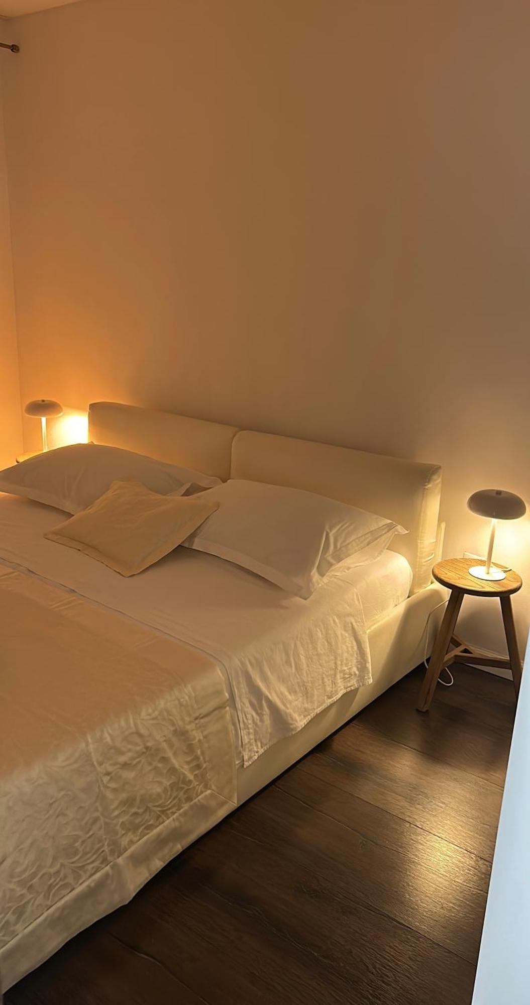 Doel Apartment